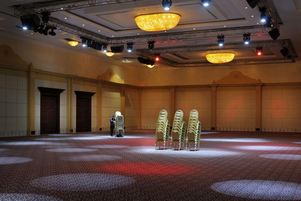 Riyadh Marriott Hotel Exterior foto